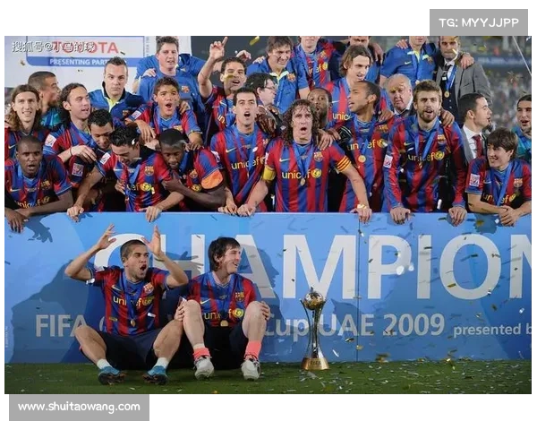 欧冠焦点战巴萨与巴黎争锋谁将在这场豪门对决中笑到最后